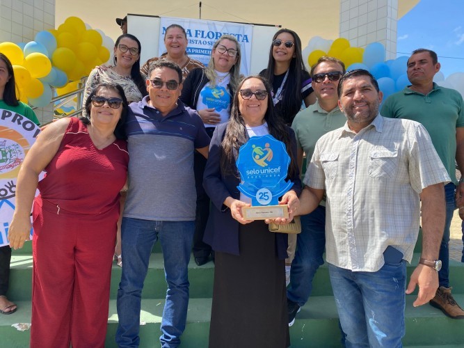 Prefeitura Municipal de Nova Floresta realiza Caminhada em comemoração a conquista do Selo UNICEF