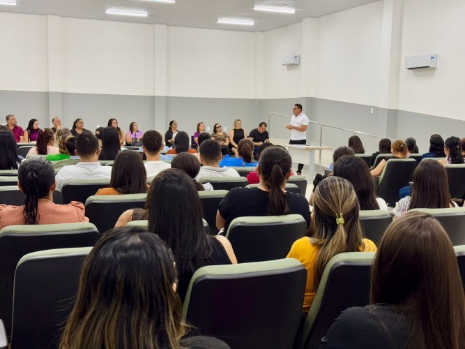 Prefeito Iran Santos e Equipe Educacional alinham detalhes para a Jornada Pedagógica 2025