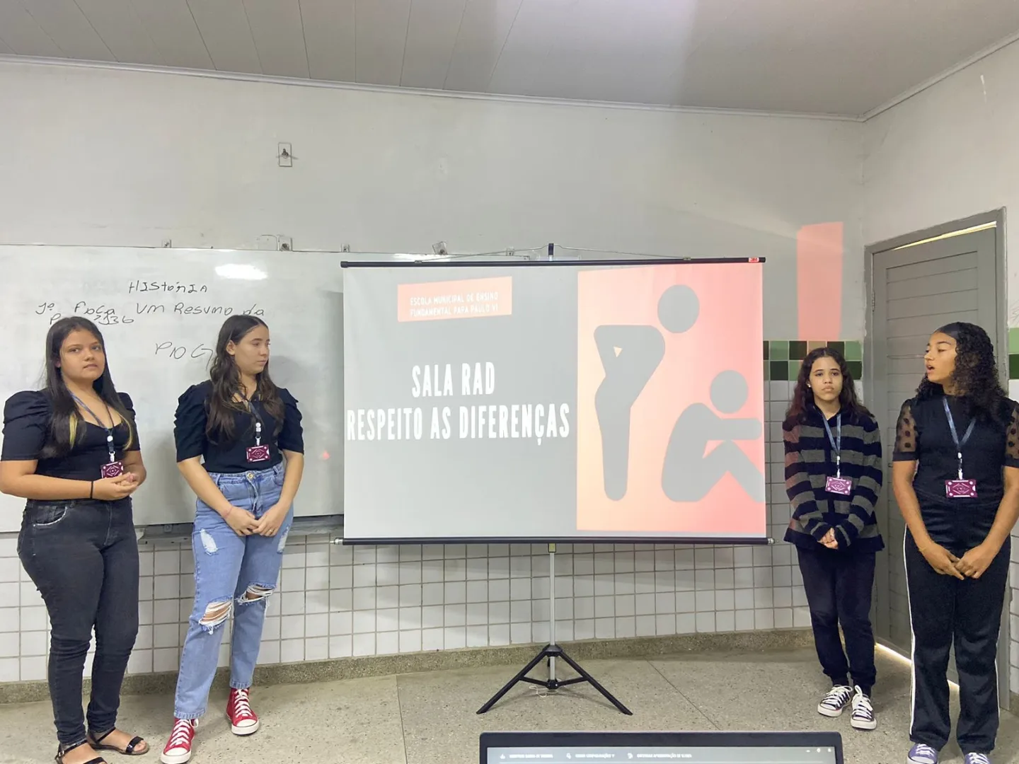 Escola Papa Paulo VI realiza culminância do projeto de combate a evasão escolar e a indisciplina na escola