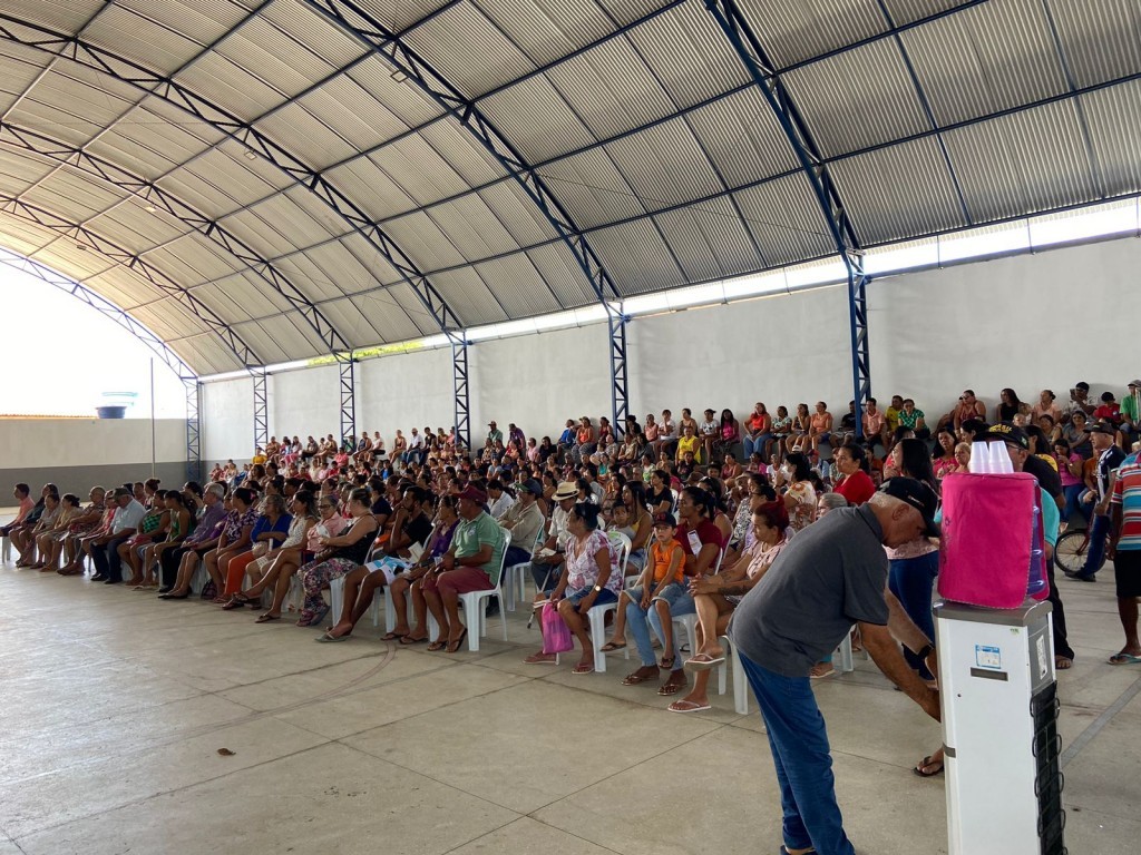 Prefeitura de Nova Floresta realiza reunião voltada para os Beneficiários do Programa Bolsa Família.