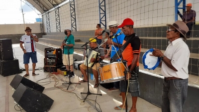 Prefeitura de Nova Floresta realiza vacinação no Forró dos Idosos